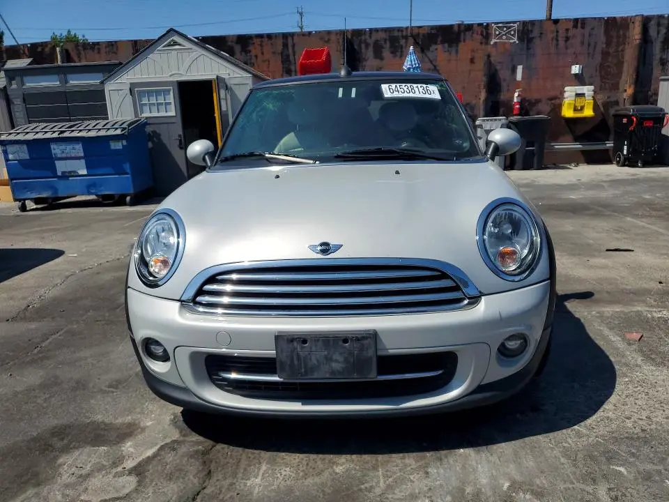 2012 MINI COOPER   