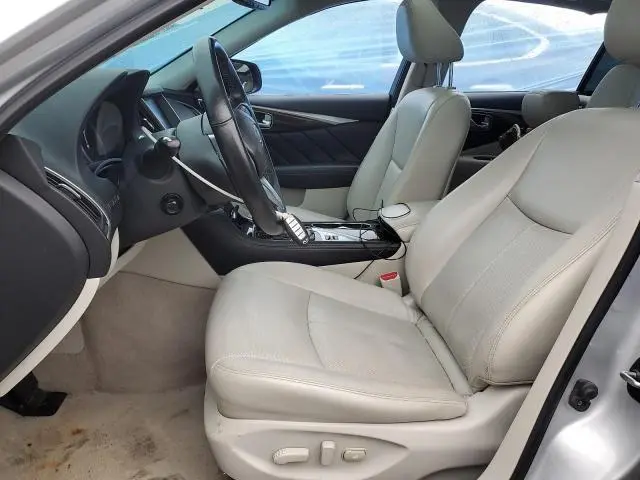 2018 INFINITI Q50 LUXE  