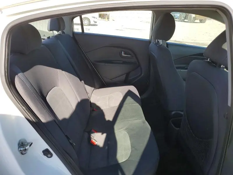 2013 KIA RIO LX  