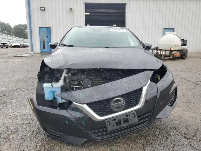 2021 NISSAN VERSA SV  