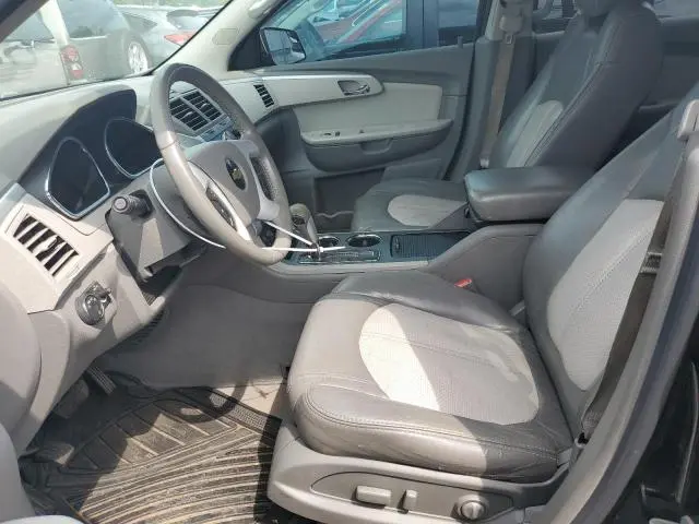 2011 CHEVROLET TRAVERSE LT  