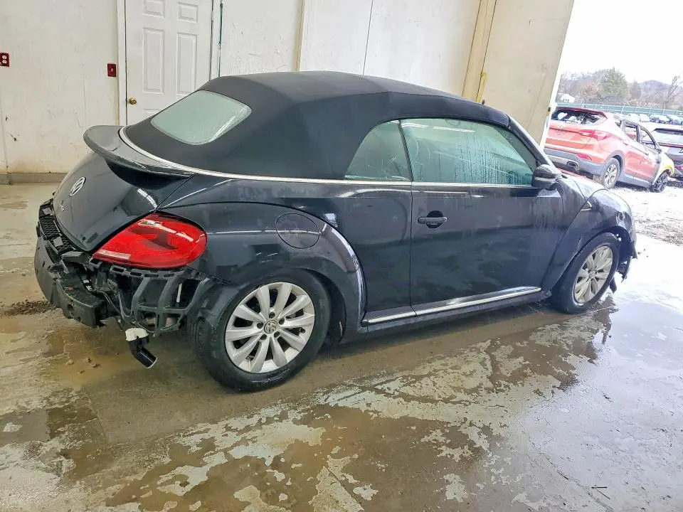 2018 VOLKSWAGEN BEETLE S  