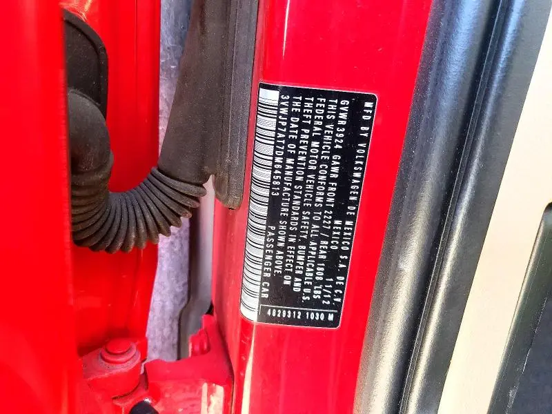 2013 VOLKSWAGEN BEETLE   