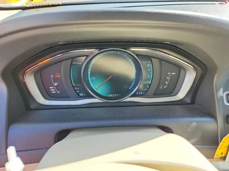 2015 VOLVO XC60 T5 PREMIER  