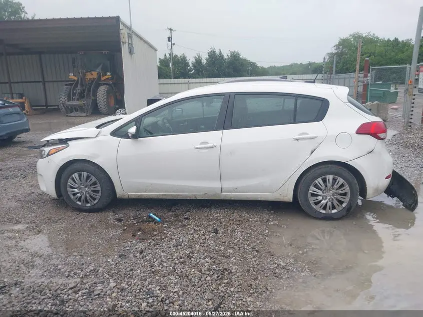 2017 KIA FORTE LX