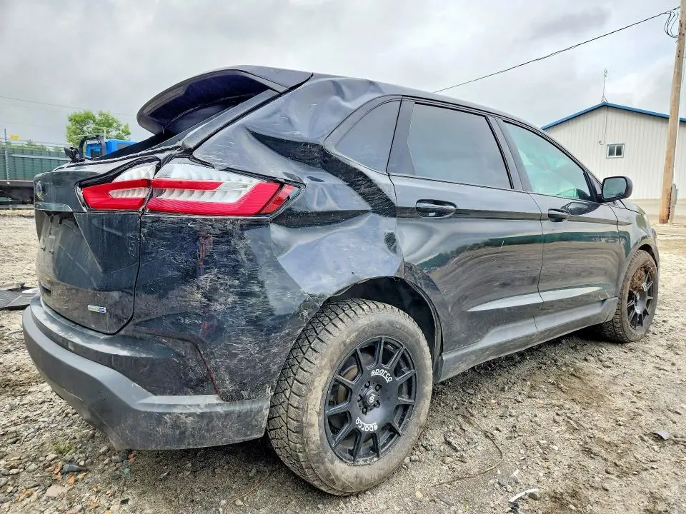 2020 FORD EDGE SE  