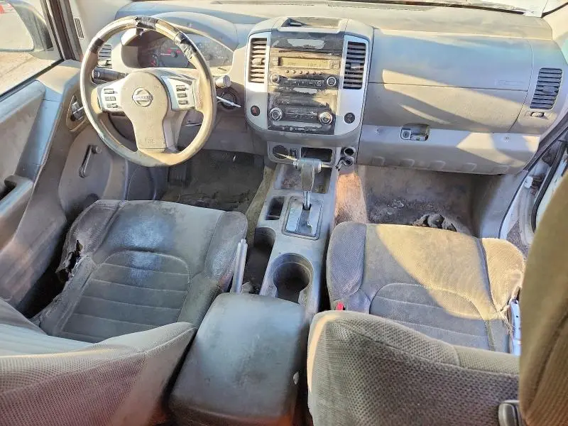 2015 NISSAN FRONTIER S  