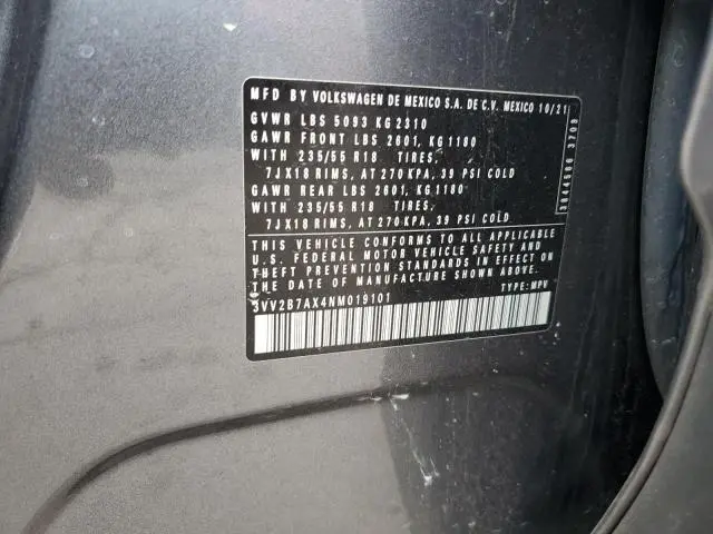 2022 VOLKSWAGEN TIGUAN SE  
