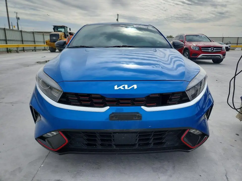 2022 KIA FORTE GT LINE  