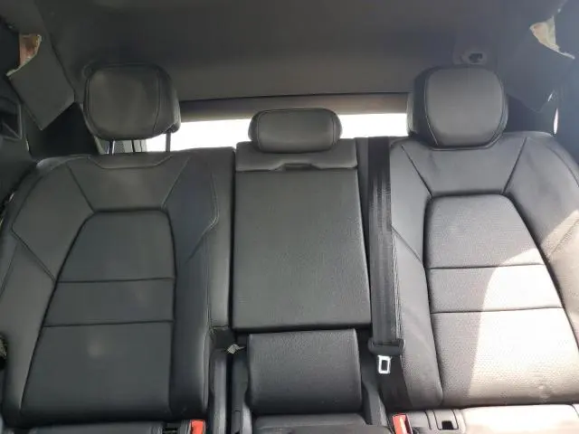 2020 PORSCHE CAYENNE   