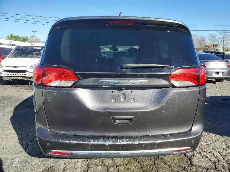 2017 CHRYSLER PACIFICA TOURING L  