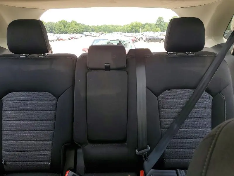 2018 FORD EDGE SE  