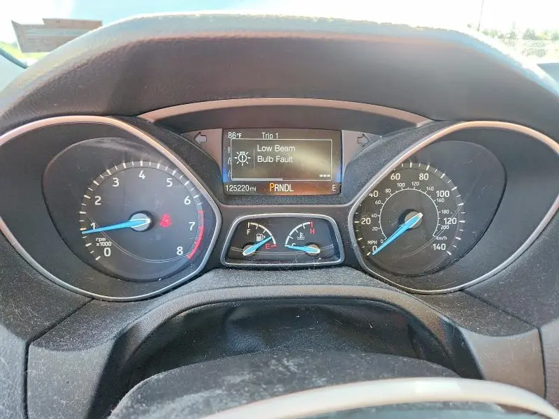 2017 FORD FOCUS SE  