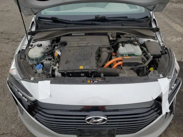 2017 HYUNDAI IONIQ LIMITED  