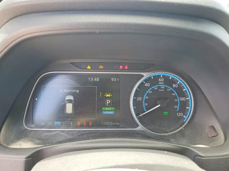 2025 NISSAN LEAF S  