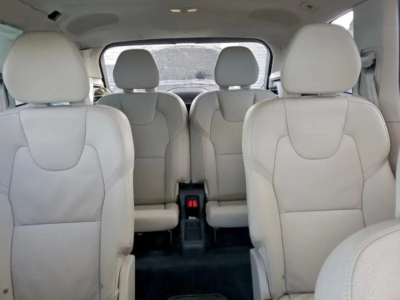 2024 VOLVO XC90 PLUS  