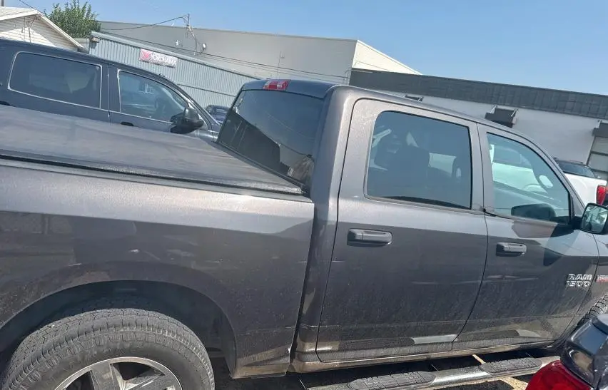 2016 RAM 1500 ST
