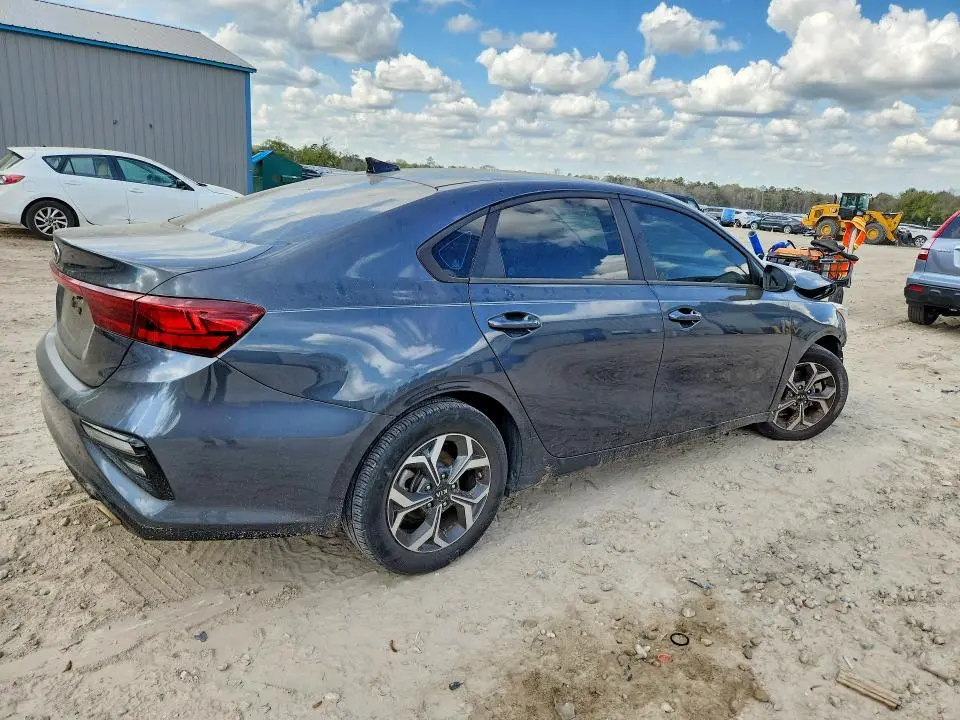 2019 KIA FORTE LXS  