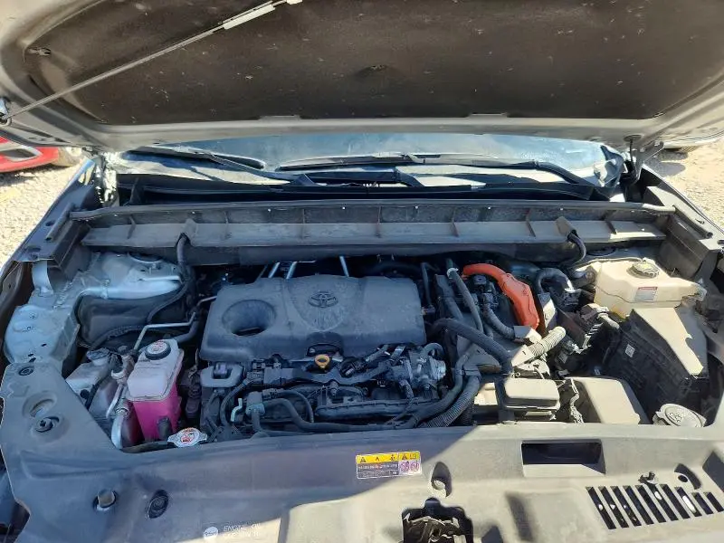 2022 TOYOTA HIGHLANDER HYBRID LE  