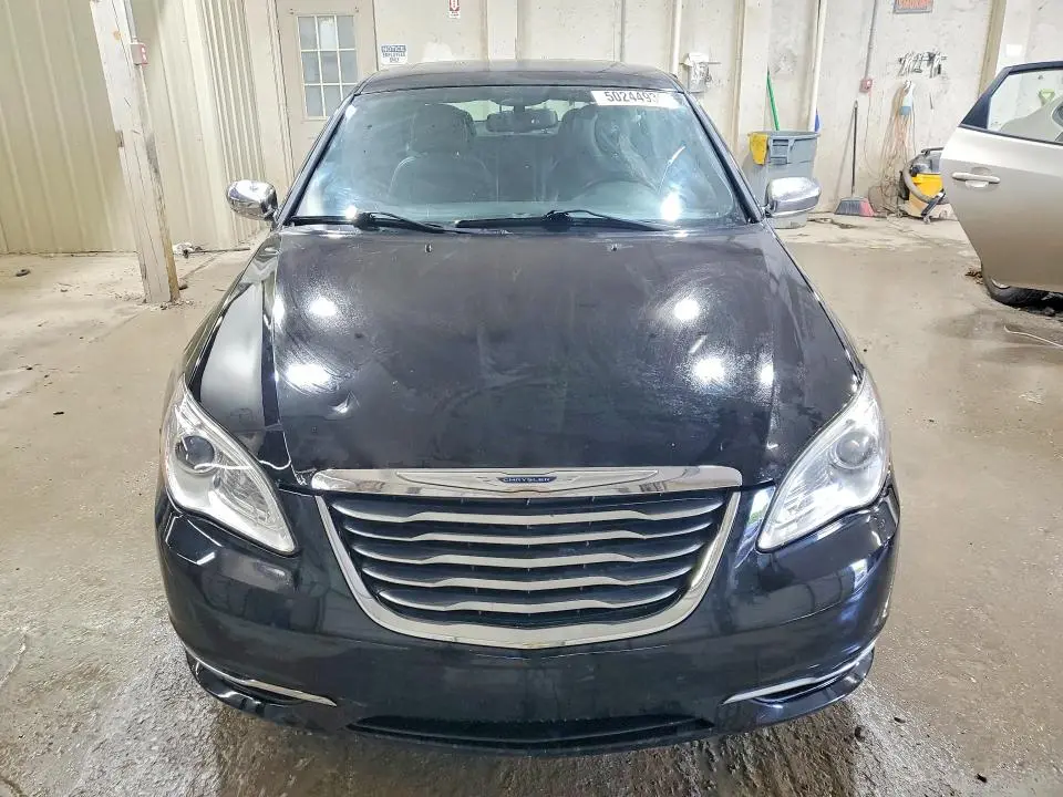 2011 CHRYSLER 200 LIMITED  