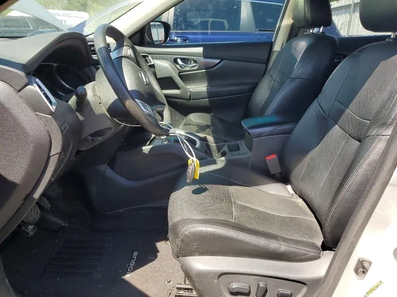 2016 NISSAN ROGUE SL  