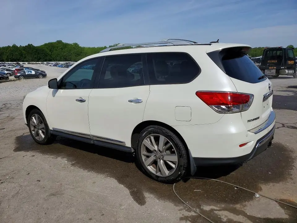 2016 NISSAN PATHFINDER PLATINUM  
