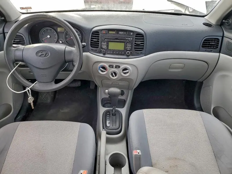 2010 HYUNDAI ACCENT GLS  