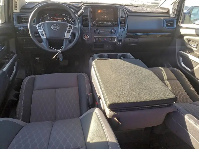 2023 NISSAN TITAN S  