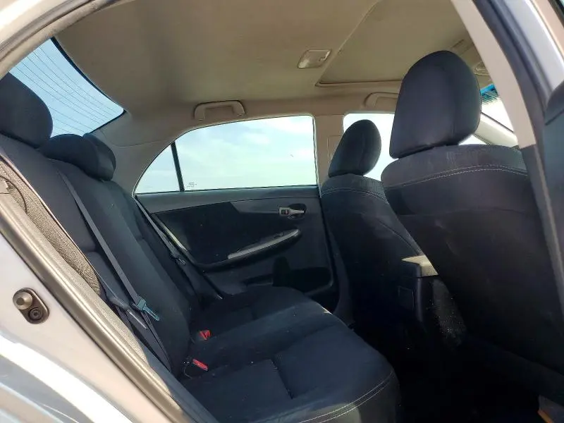 2013 TOYOTA COROLLA S  
