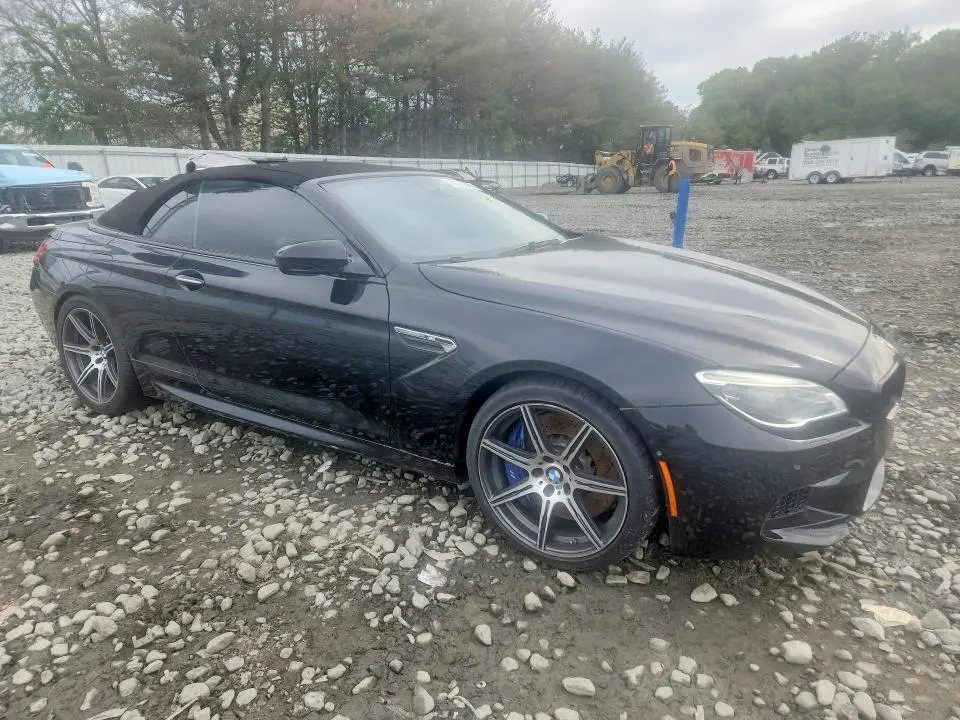 2016 BMW M6   