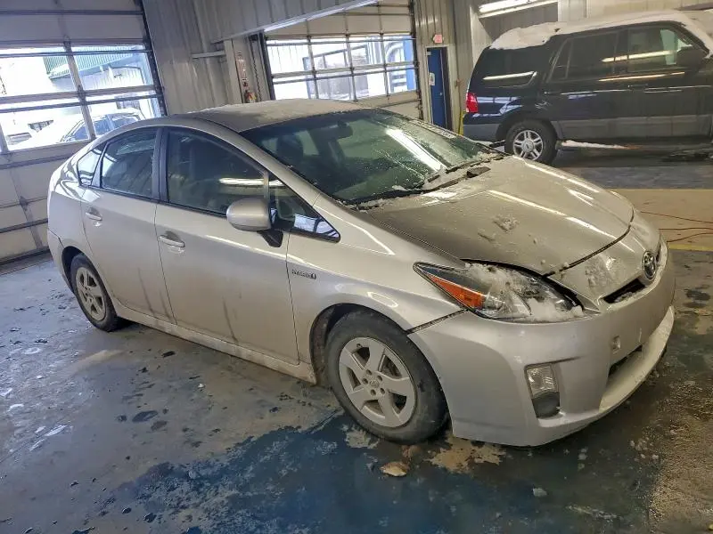 2011 TOYOTA PRIUS   