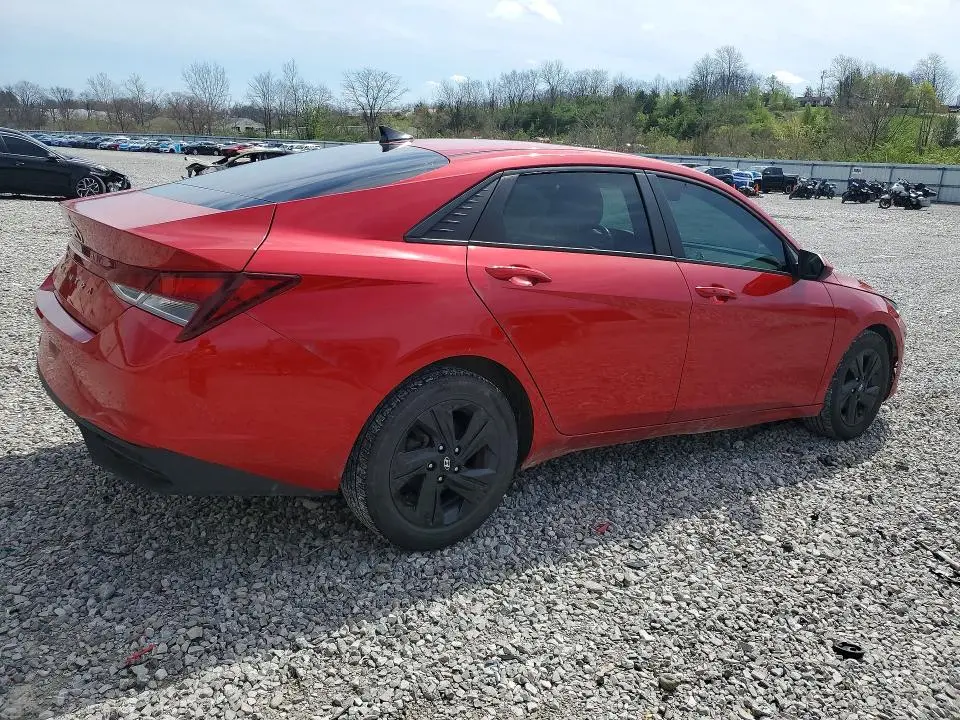 2021 HYUNDAI ELANTRA SEL  