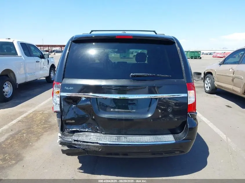 2013 CHRYSLER TOWN & COUNTRY TOURING