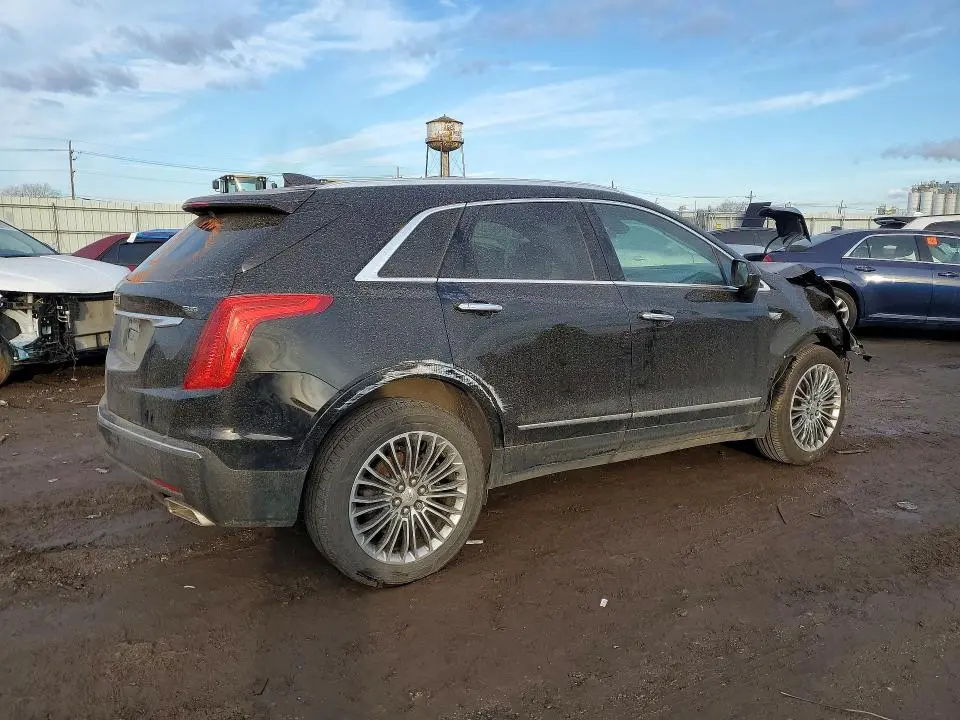 2017 CADILLAC XT5 LUXURY  