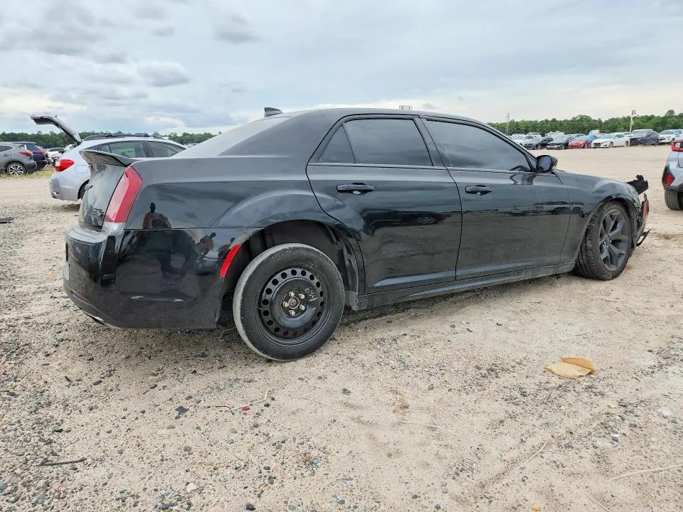 2022 CHRYSLER 300 S  