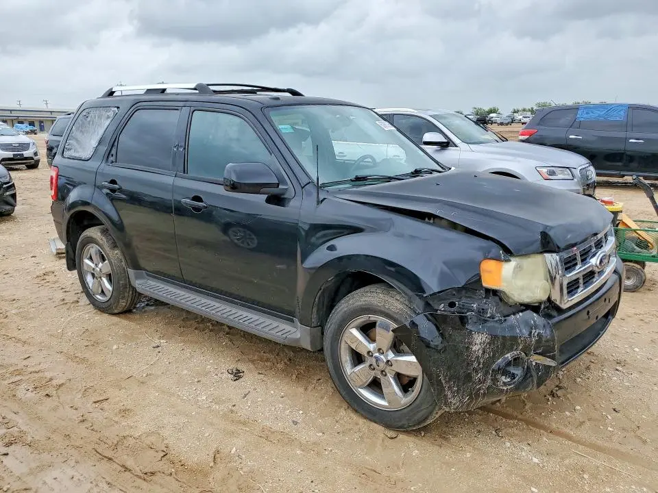 2010 FORD ESCAPE LIMITED  