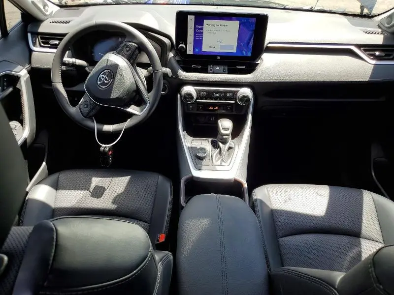 2025 TOYOTA RAV4 LIMITED  