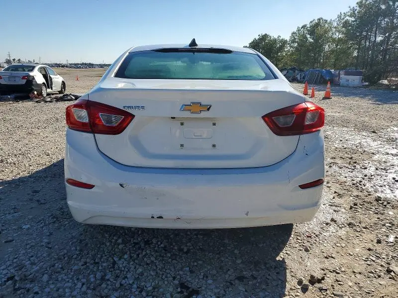 2016 CHEVROLET CRUZE LS  