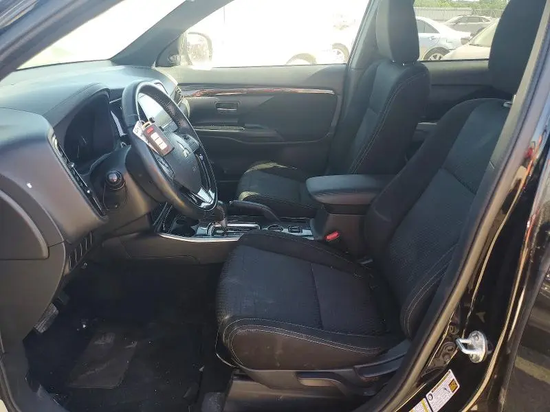 2018 MITSUBISHI OUTLANDER SE  