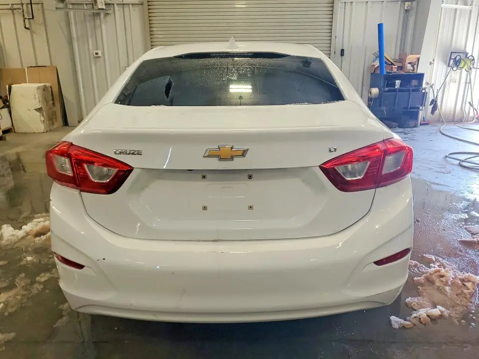 2016 CHEVROLET CRUZE LT  