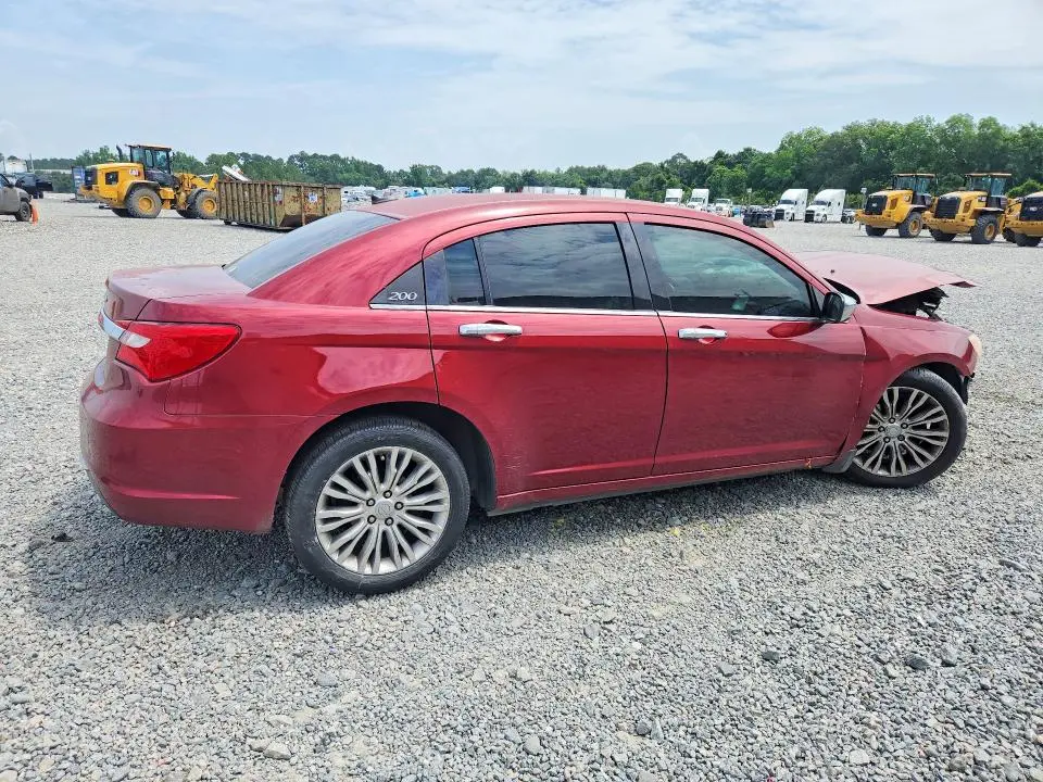 2013 CHRYSLER 200 LX  