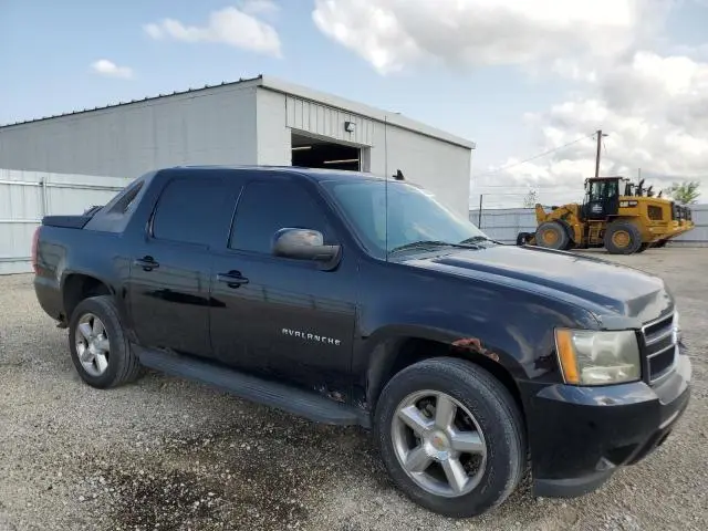 2010 CHEVROLET AVALANCHE LS  