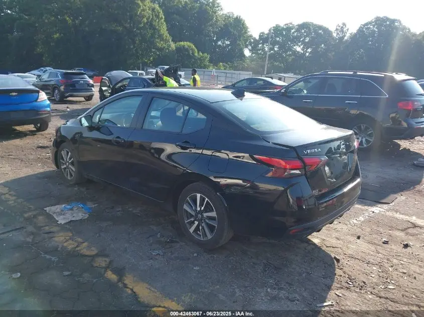 2021 NISSAN VERSA SV XTRONIC CVT