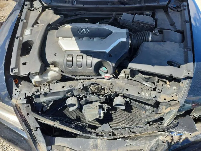 2011 ACURA RL   