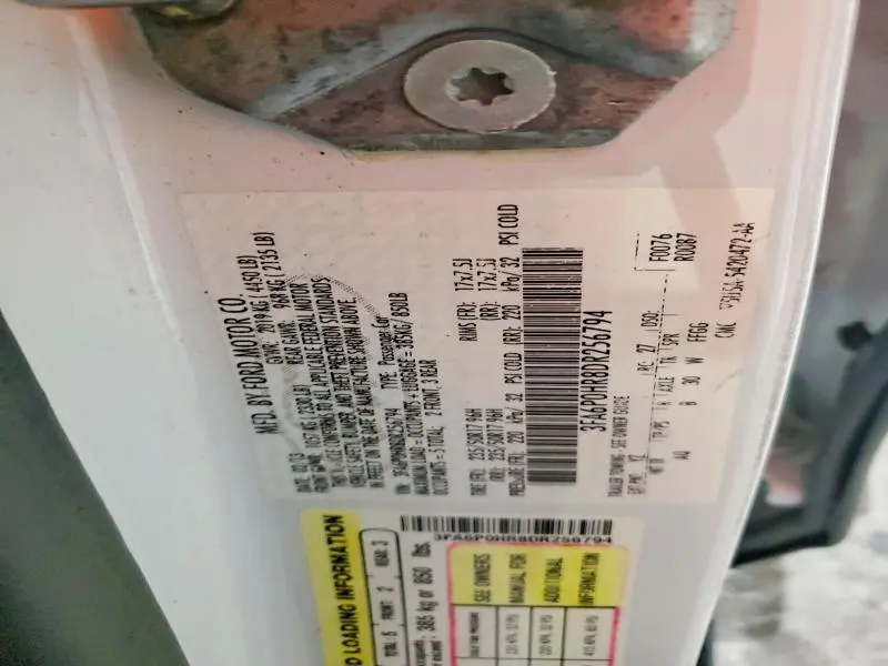 2013 FORD FUSION SE  