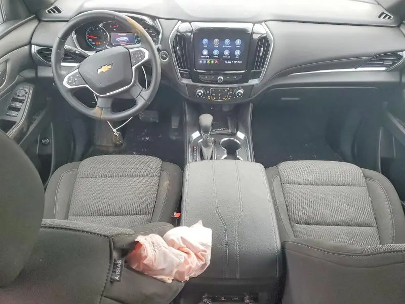 2023 CHEVROLET TRAVERSE LT  