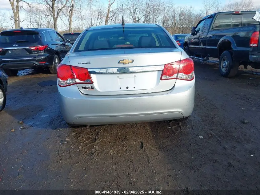 2013 CHEVROLET CRUZE LS AUTO