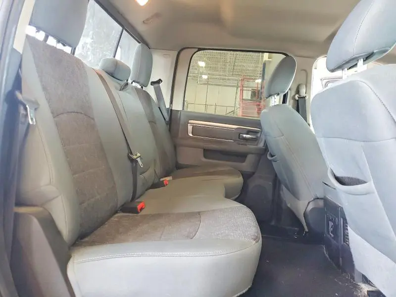2018 RAM 1500 SLT  