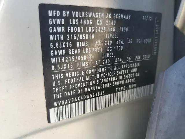 2013 VOLKSWAGEN TIGUAN S  