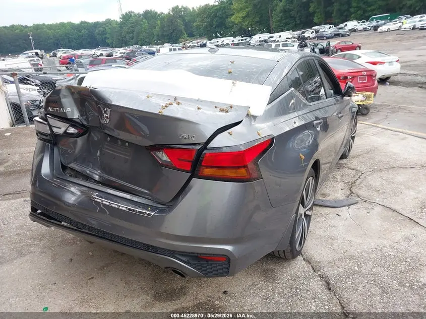 2021 NISSAN ALTIMA SR FWD